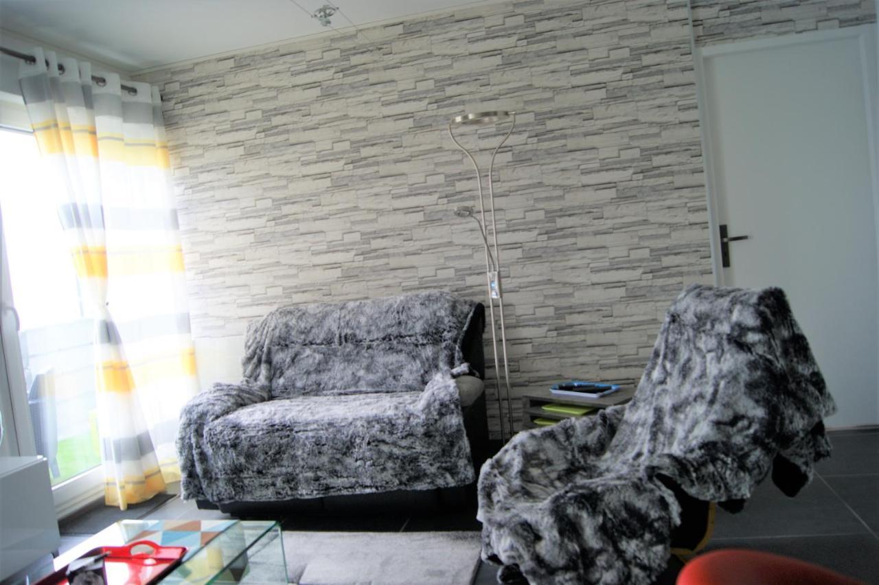 Apartamento Victoria-T2-41m2-Balcon, wifi, linge, produits, ménage inclus Reims Exterior foto