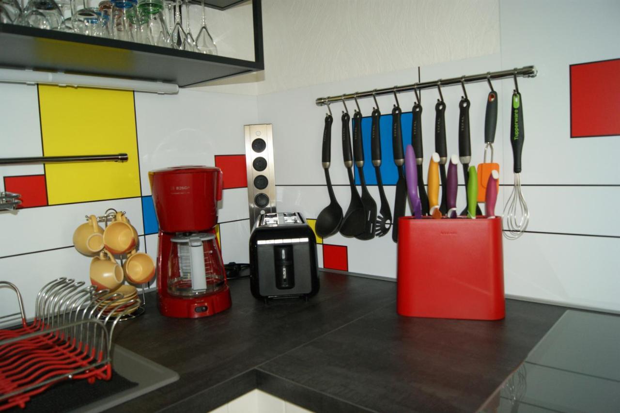 Apartamento Victoria-T2-41m2-Balcon, wifi, linge, produits, ménage inclus Reims Exterior foto
