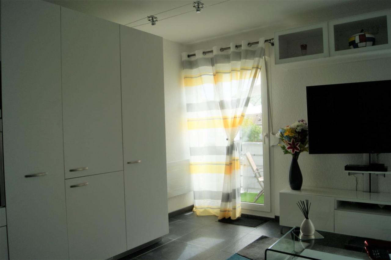 Apartamento Victoria-T2-41m2-Balcon, wifi, linge, produits, ménage inclus Reims Exterior foto